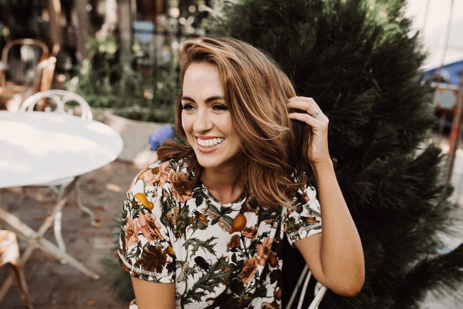 VIDEO: We Try The Frizz-Busting Ionic Brush