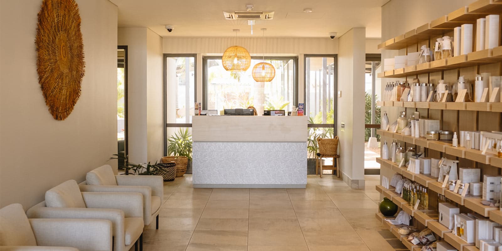 Lagoon Day Spa, Mindil Beach, directory listing on Beauticate