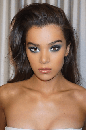 Instagram @Haileesteinfeld By Mua @Maryphillips