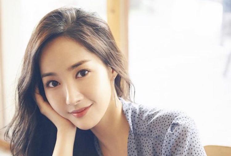 Actress Park Min Young Has Openly Admitted To Undergoing Eyelid And Nose Surgery. Image: @RachelMypark