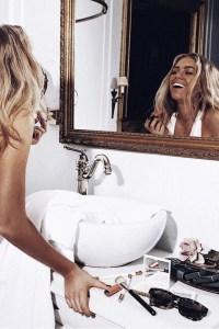 Modelinmirror