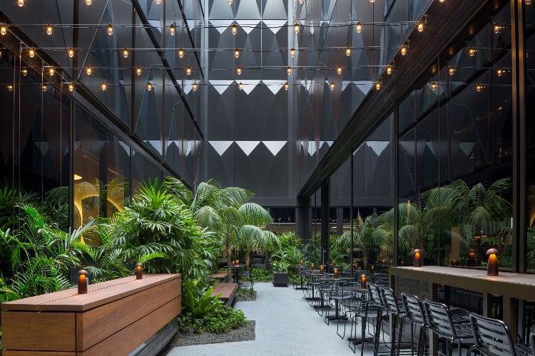 West hotel atrium 02 3000px